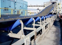 Sistema transportador de correa fija